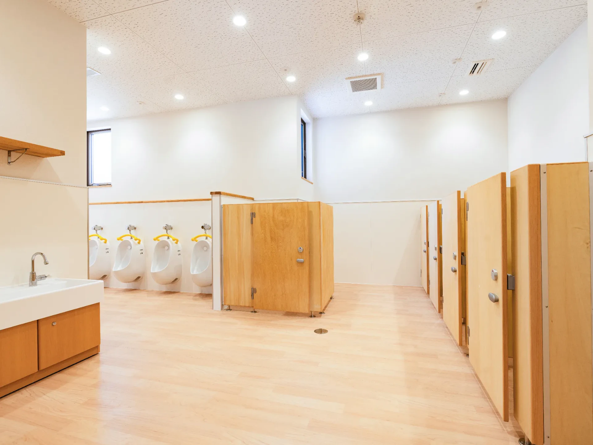 タカセモトヒデ建築設計 みゆき西こども園 竣工写真 1