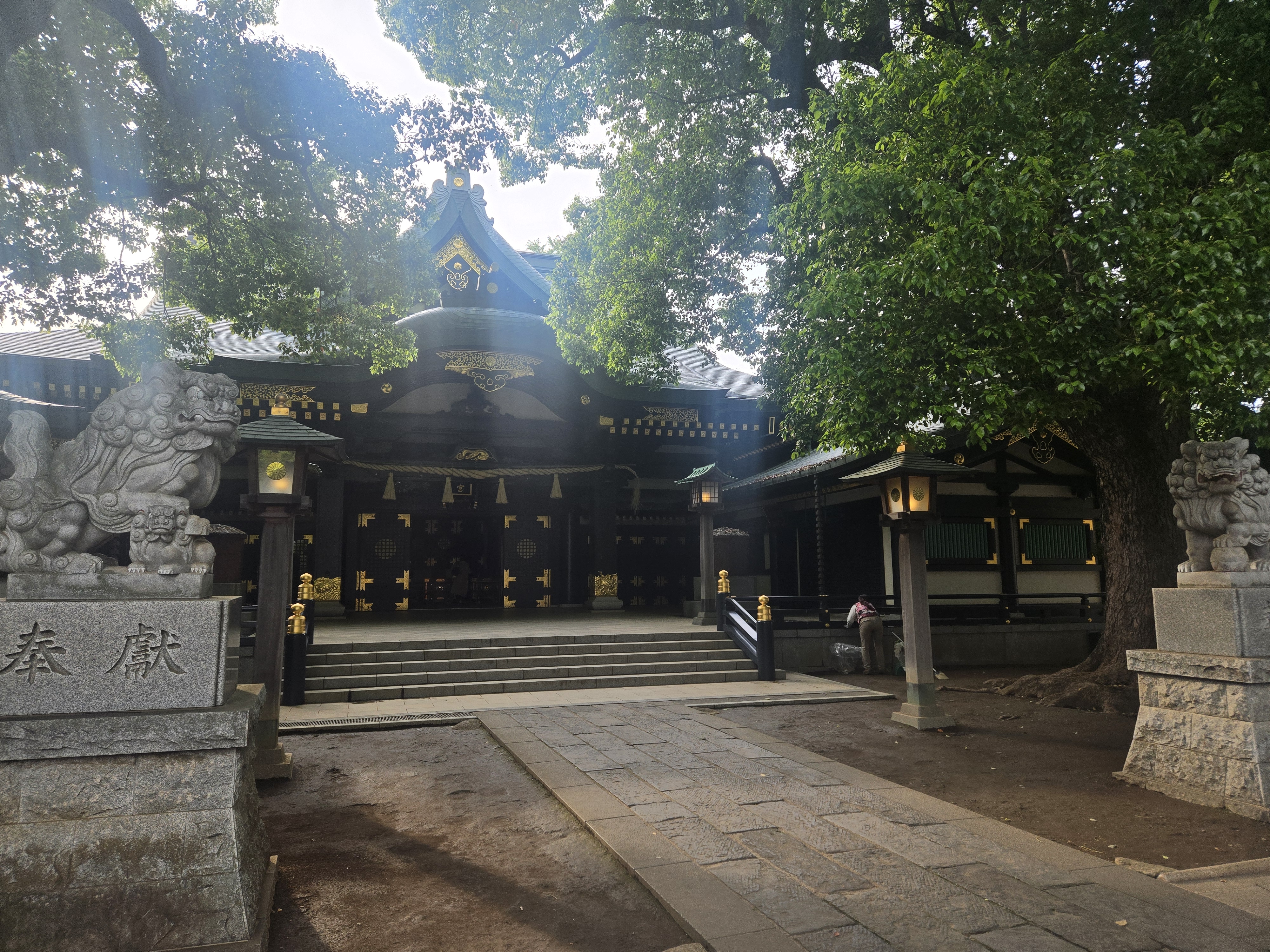 穴八幡宮