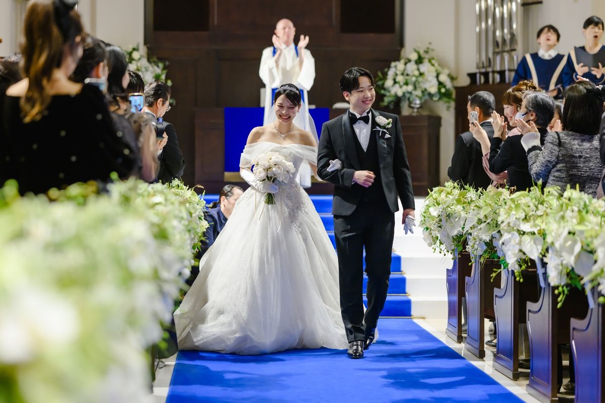 ゲストみんなと触れ合って感謝の気持ちを伝える結婚式