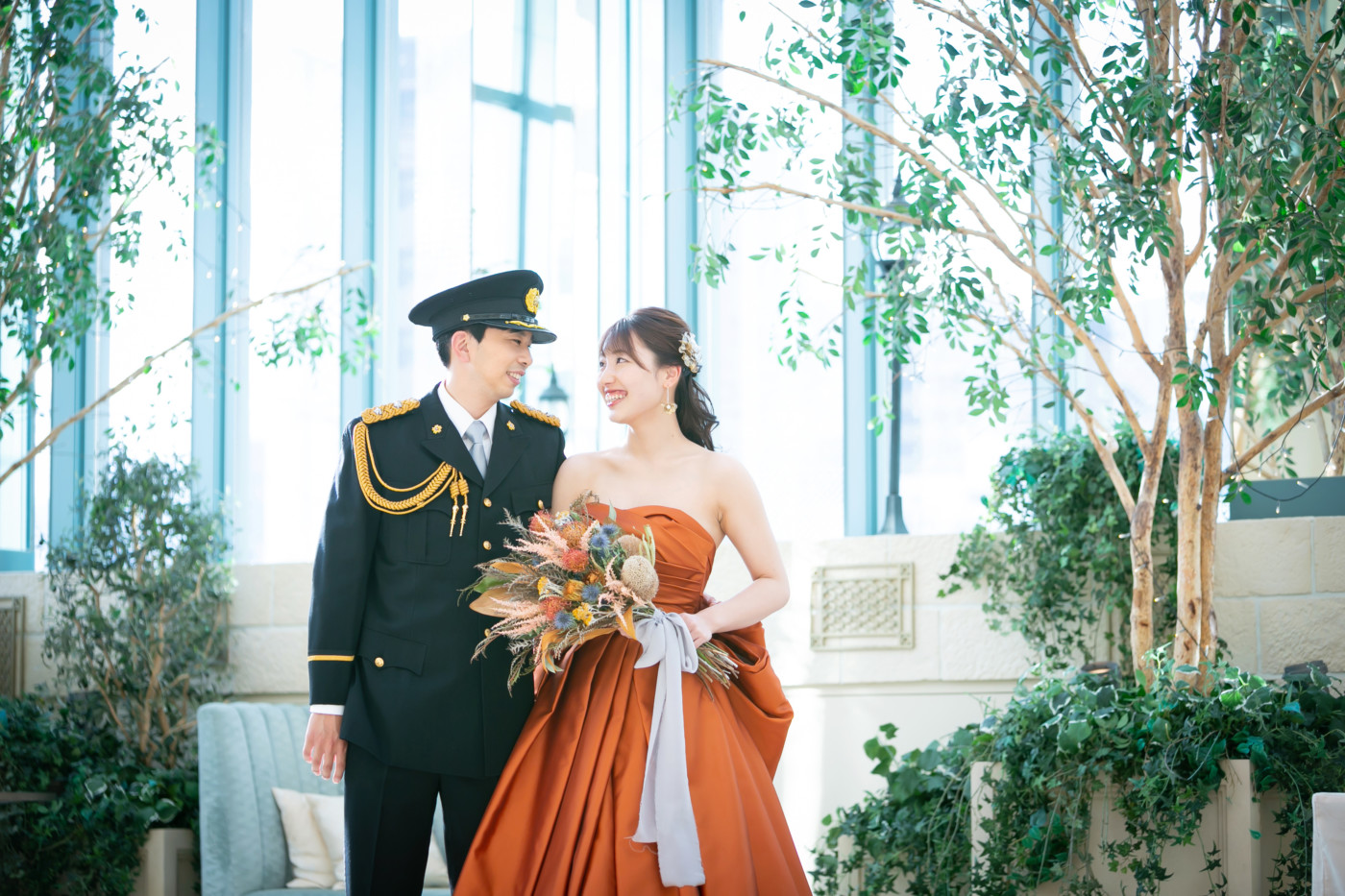 厳かな大聖堂でアットホーム×おしゃれWedding