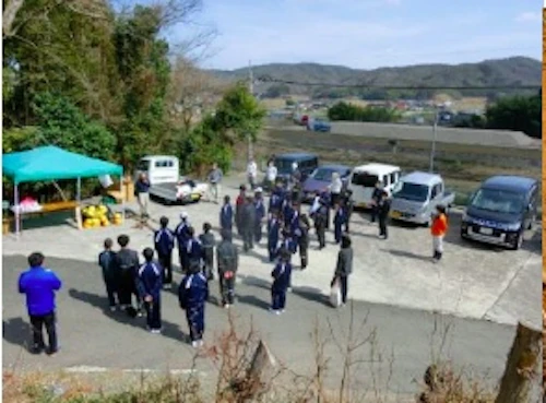 ミツマタ植樹会に参加しての活動写真