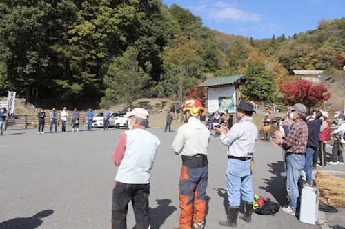 現場セミナー　郡山城跡の手入れ報告の活動写真