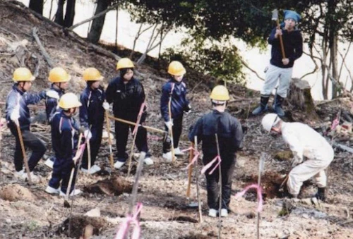 現場セミナー：ミツマタ植樹会の活動写真
