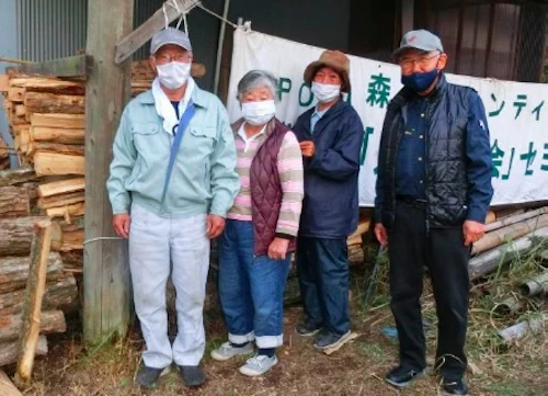第257回現場セミナー炭焼き体験会報告の活動写真