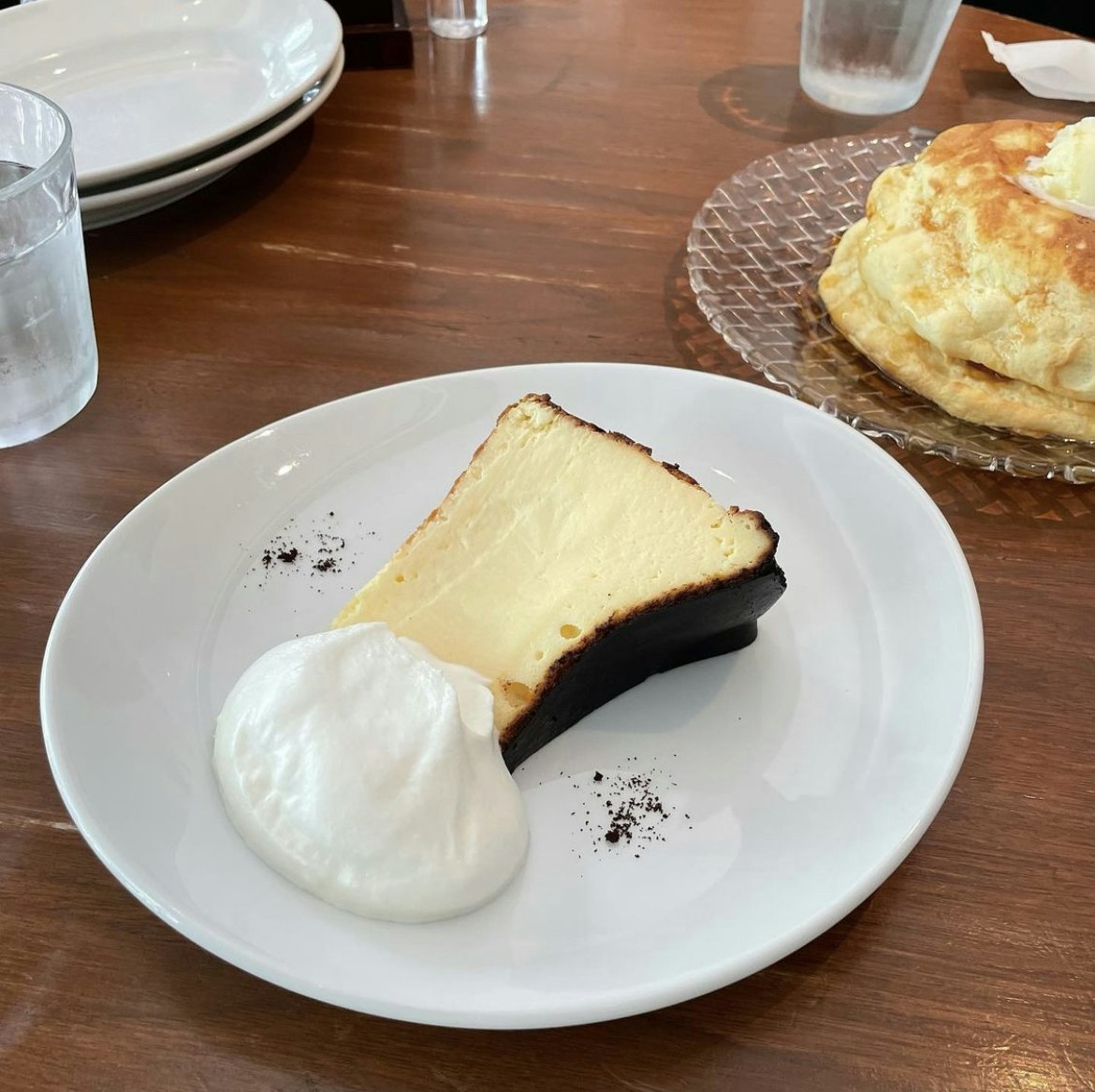 シェアして食べたい ビックサイズチーズケーキまとめ はむぐるめの別腹チーズケーキ スイーツのことならtastemade