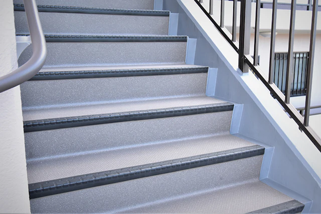 マンションの階段