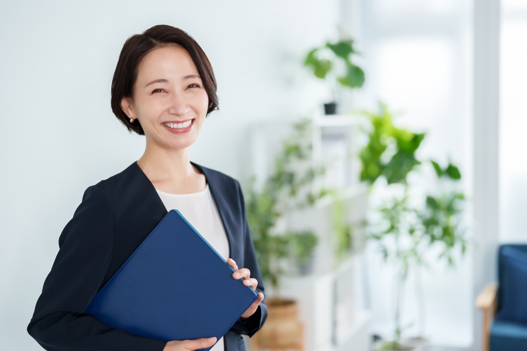 既婚者の女性行政書士と出会う方法