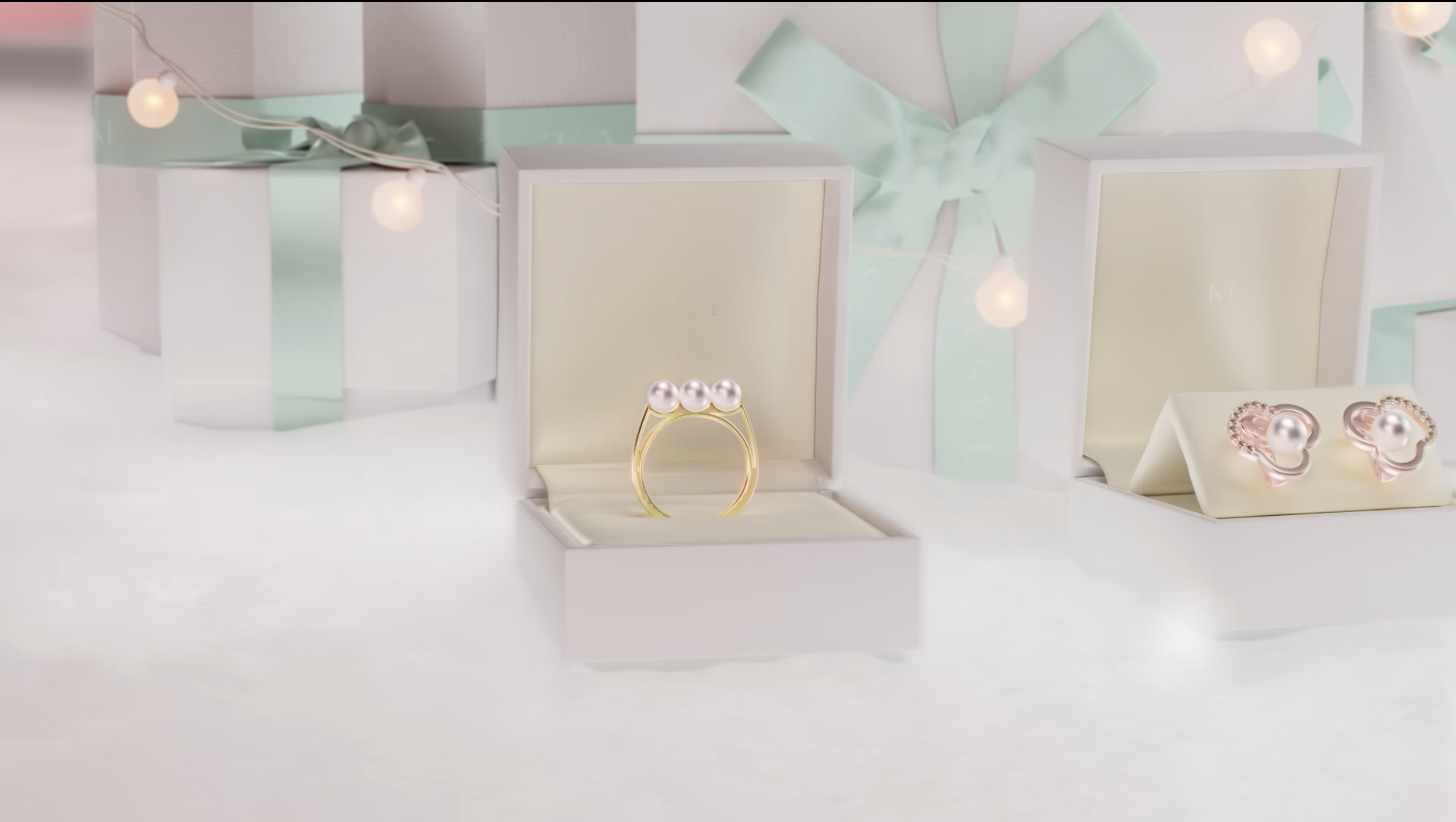 TASAKI - Image 1