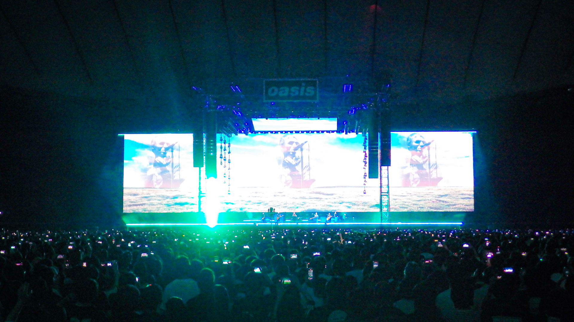 OASIS LIVE '25 東京ドーム ライブレポート｜再結成、その夜に立ち会っ