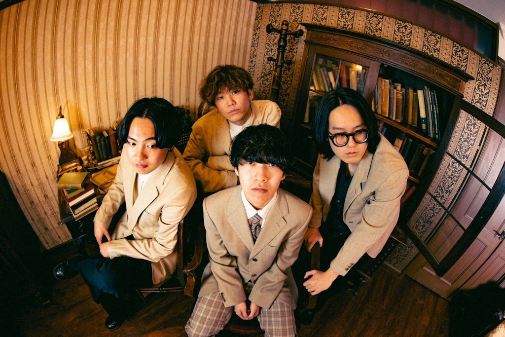 8月マンスリープッシュアーティストインタビュー 〜ドミノンストップ〜 