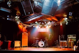 「特集・ライブハウスの中の人」vol.17〜東京・下北沢編 / 下北沢BASEMENTBAR〜