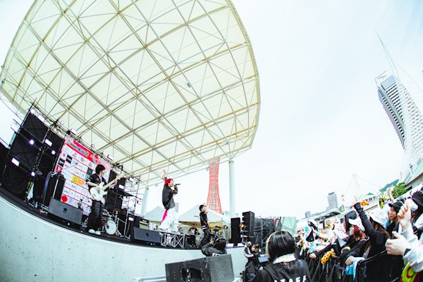 雨天予報を覆したのはこの新しい力達だった⁉︎   ​​COMING KOBEオーディション通過5組が見せた熱いステージをレポート！