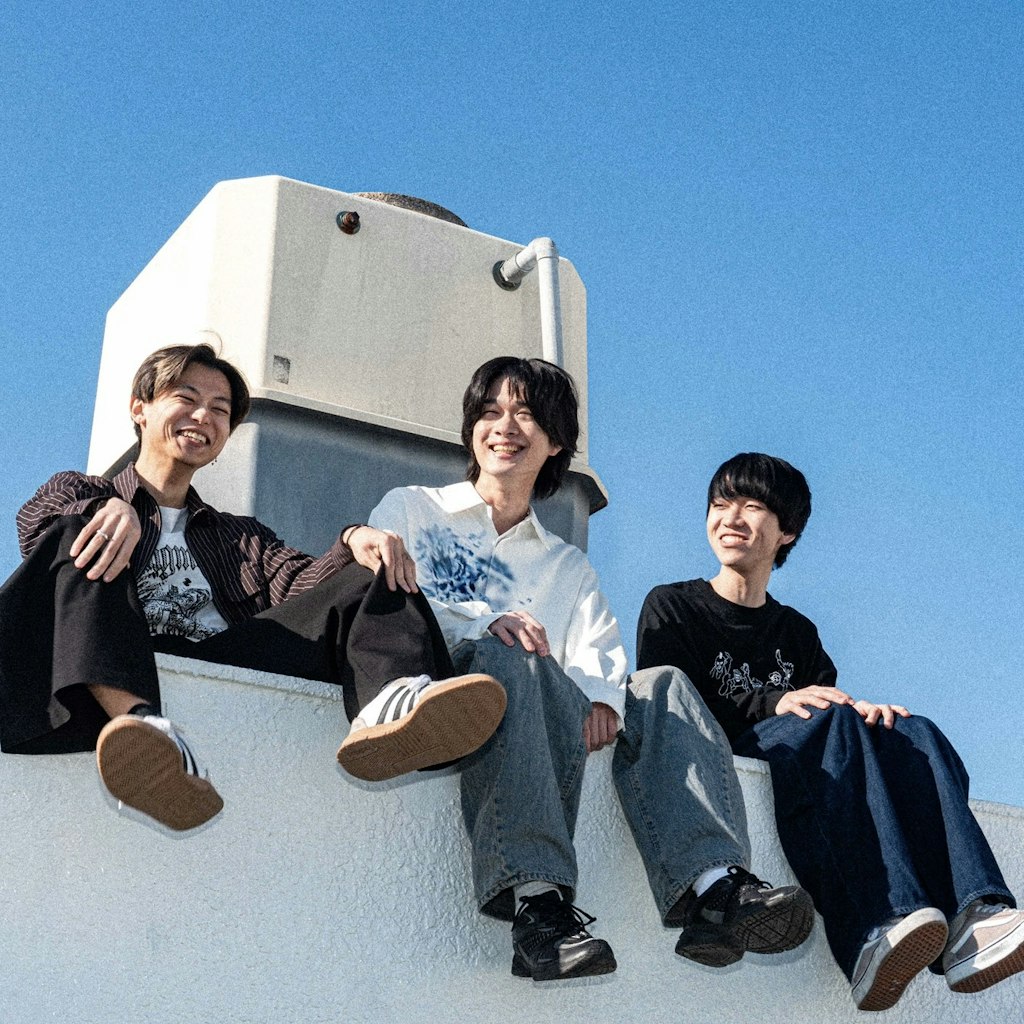 8月マンスリープッシュアーティストインタビュー 〜月と徒花〜