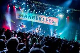 ​​3/21開催『ハンゲキフェス2025』へ出演した夕方と猫に密着​ 