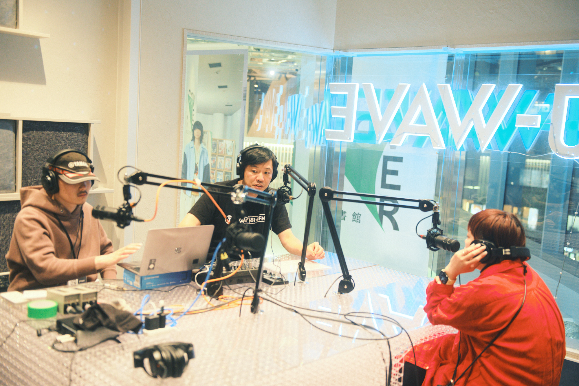 3階「J-WAVE ARRTSIDE CAST」の様子