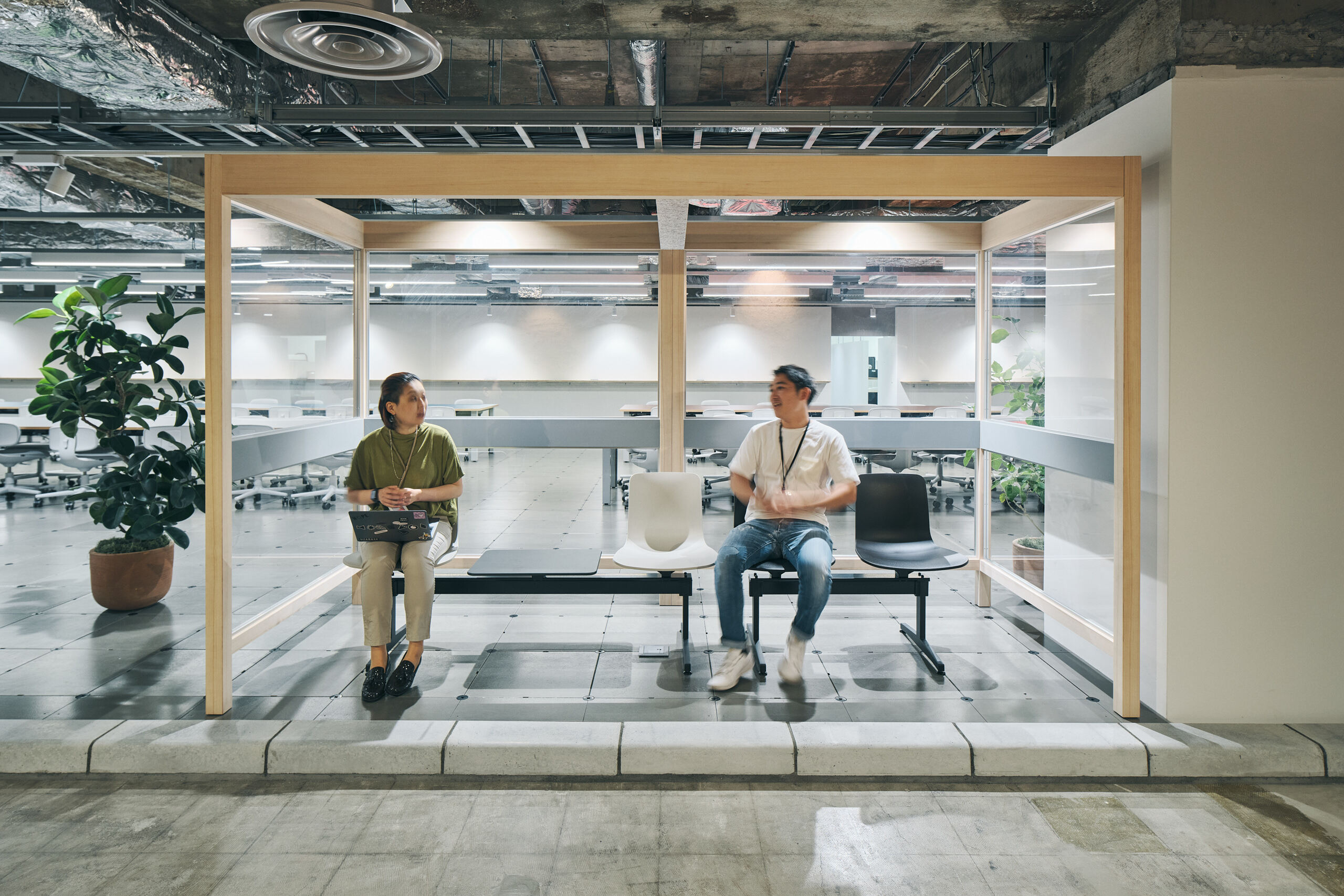 Uzabase Office Design