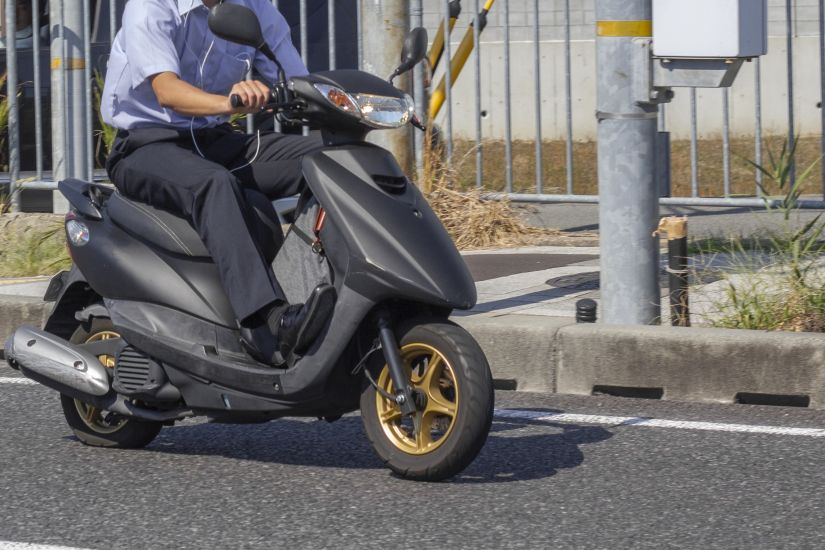 原付に体重制限はある？100kg以上の人が乗車するリスクと対策法