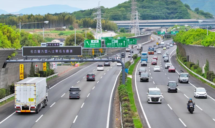 東名高速道路伊勢原ジャンクションの画像