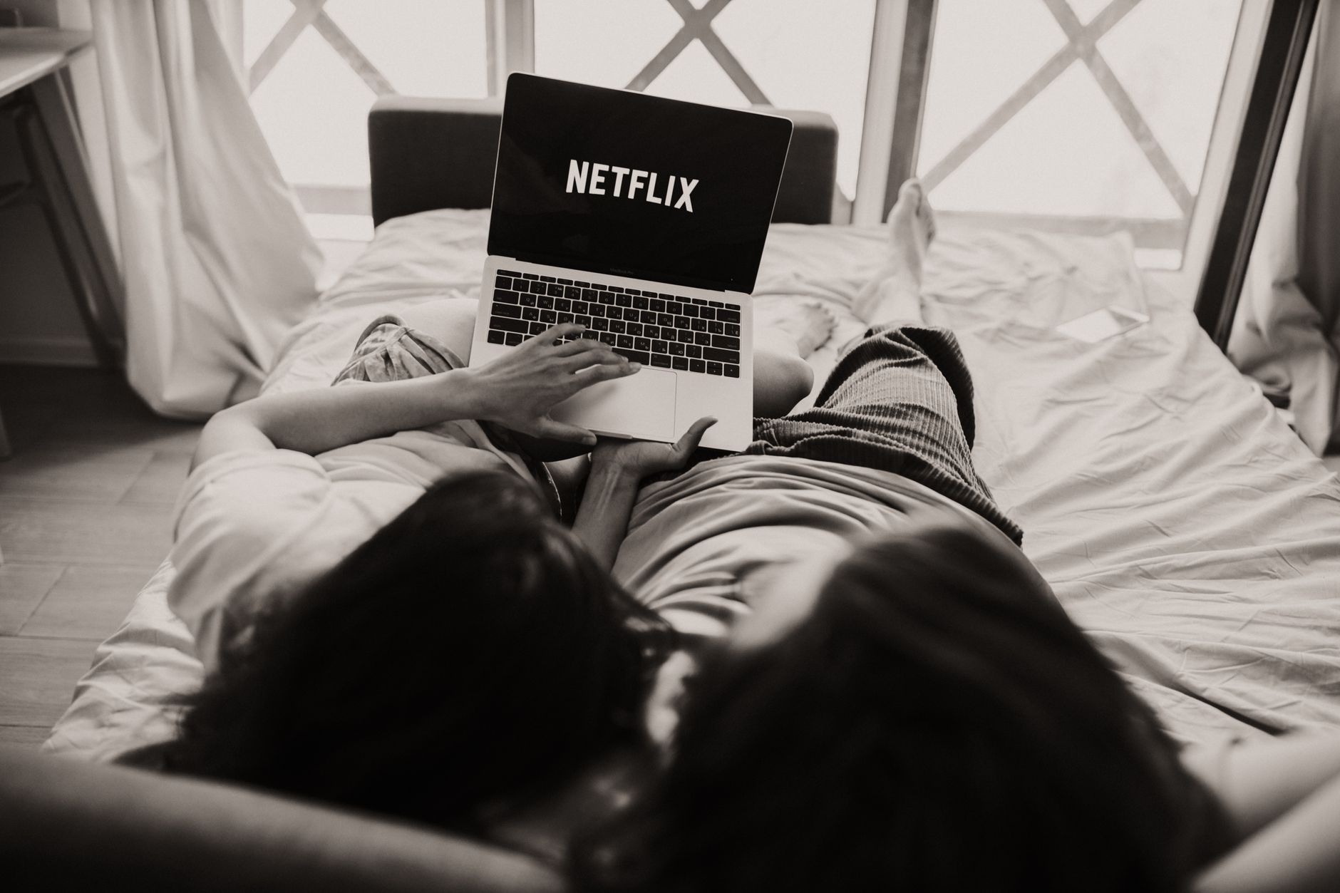 kindle ebook reader netflix