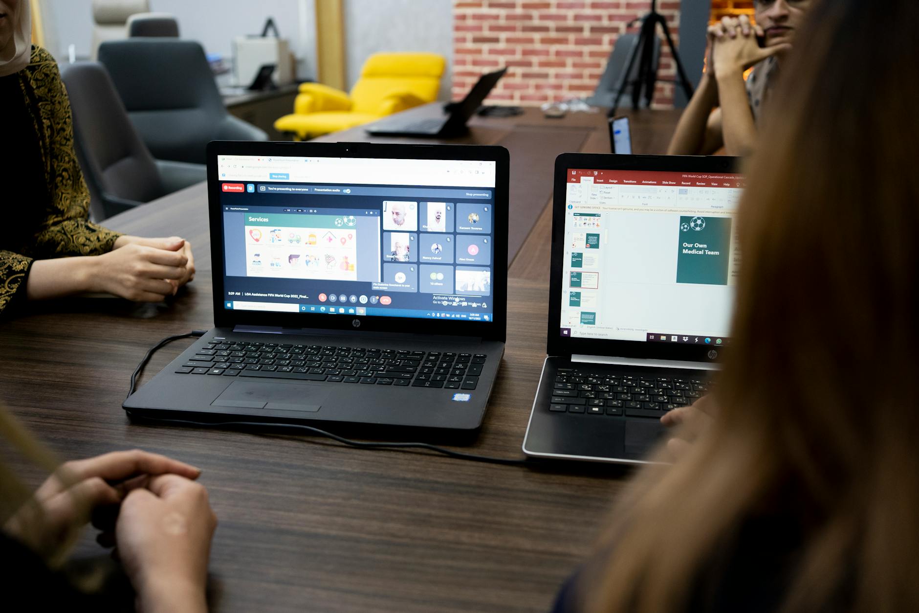 team collaboration online meeting