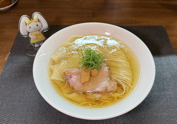 "天然ウサGO"な一杯。自分サイズで楽しむ中華そば