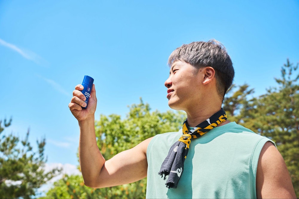 日焼け止め?塗り直さないっす!無防備ハイカーが学ぶ、夏山UV対策の新常識
