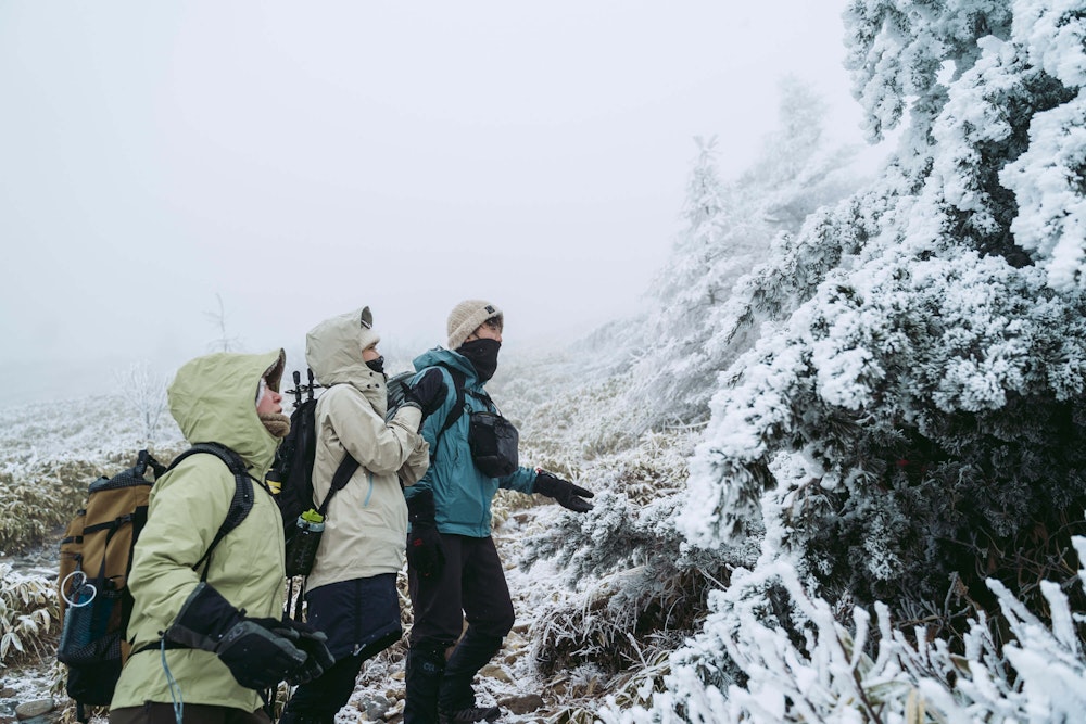 どんな装備があればOK？ 冬の登山をもっと身近にするためのギアをYAMAPスタッフが指南