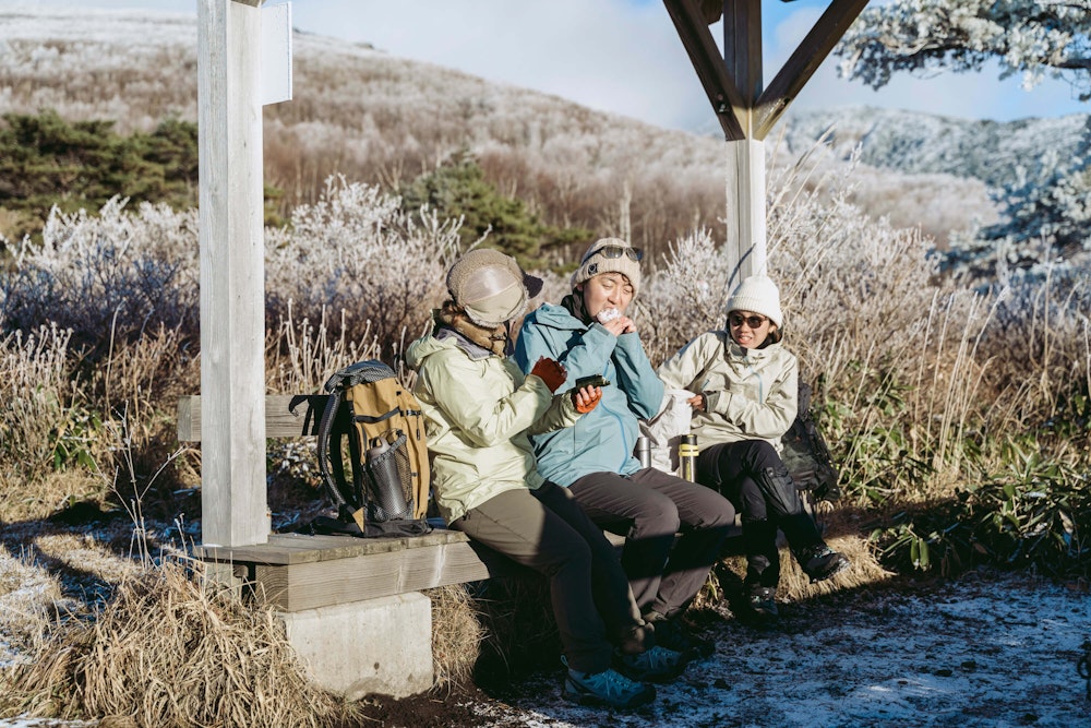 どんな装備があればOK？ 冬の登山をもっと身近にするためのギアをYAMAPスタッフが指南