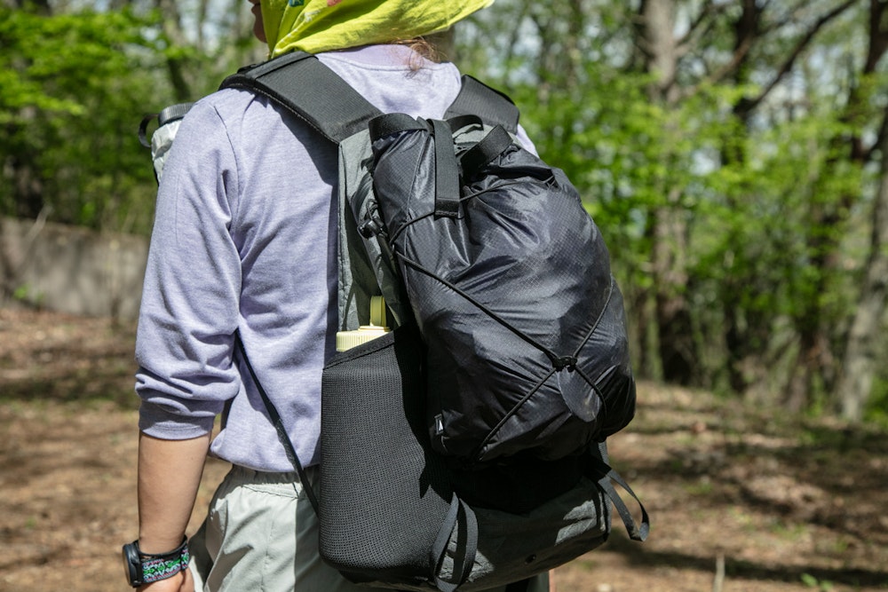 “ちょっと拾う”が、山をもっと好きにする。「清掃登山」を身近にする3つのアイテム