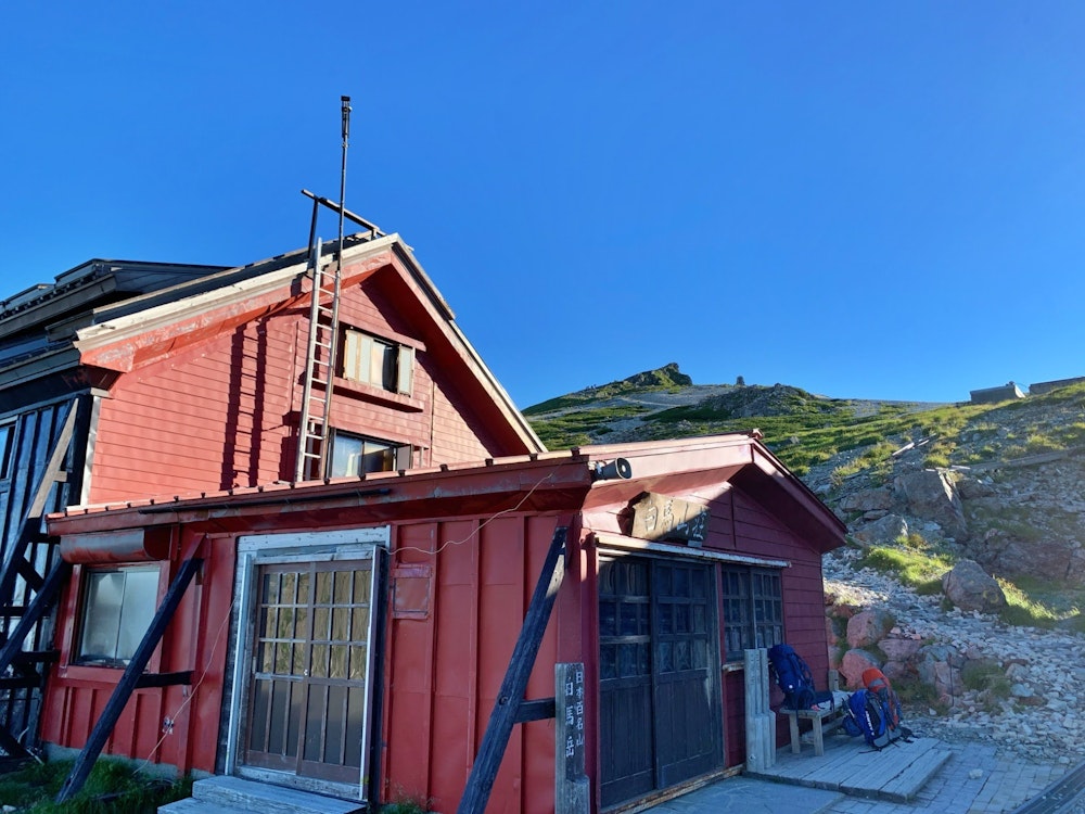 今年は北アルプスの山小屋で夏山登山を満喫しよう!