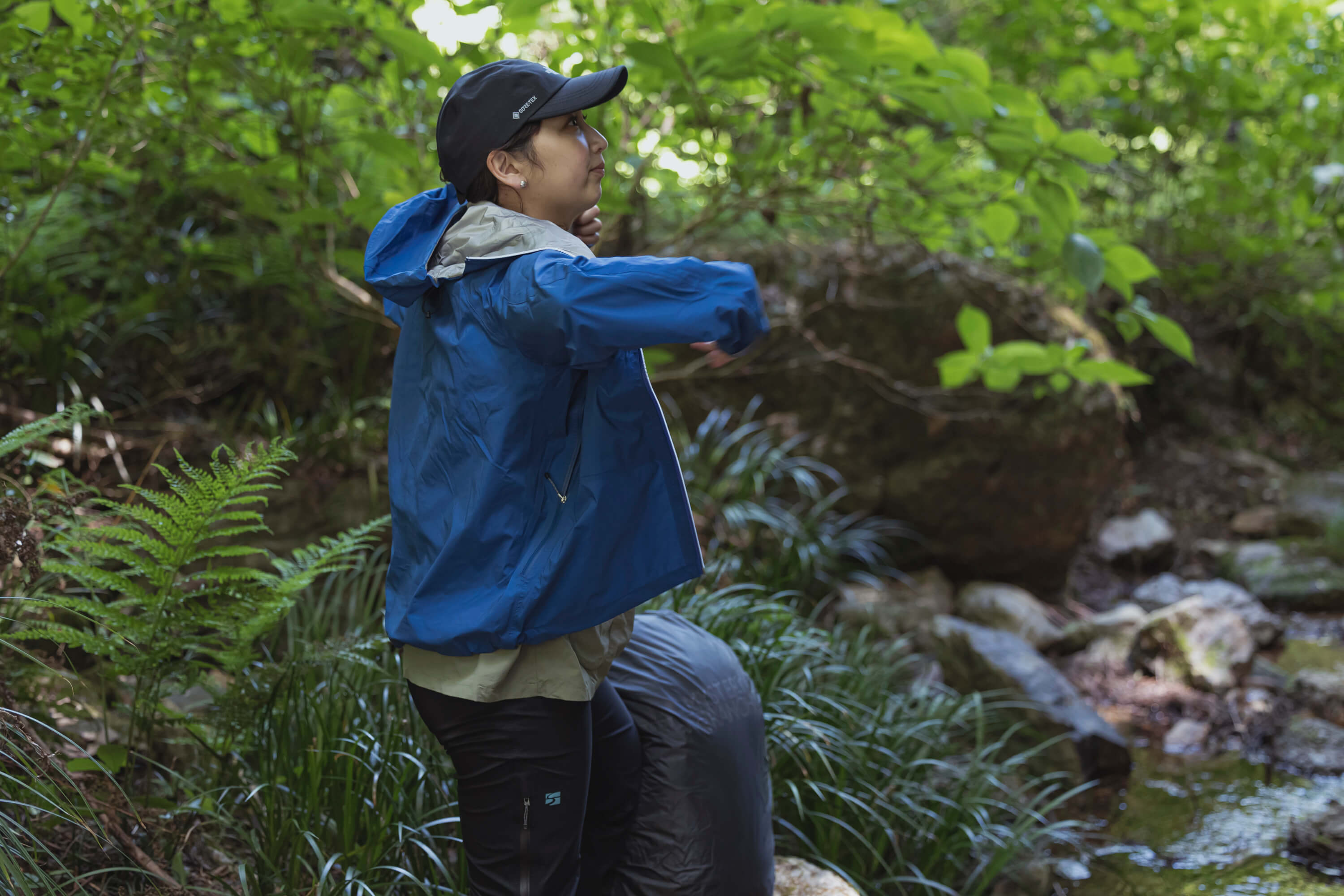 登山用レインウェアの選び方・着用のコツ｜ 正しい山道具の