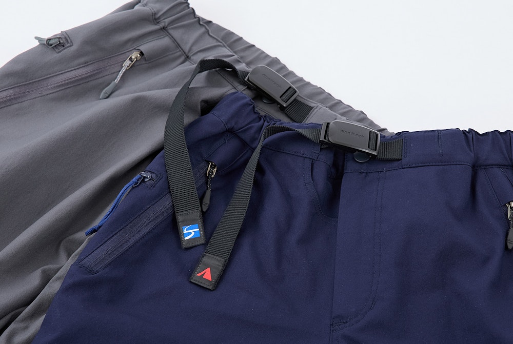 別注の原点は「スマホ専用ポケット」