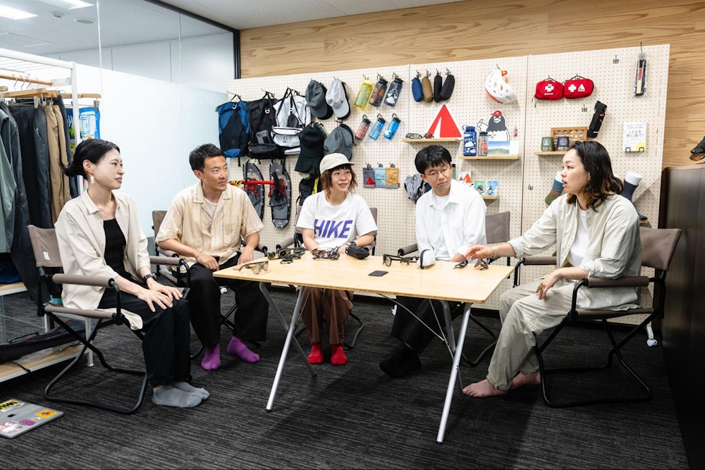 【スタッフ座談会】サングラス迷子だった私たちが、山でたどり着いた一本。