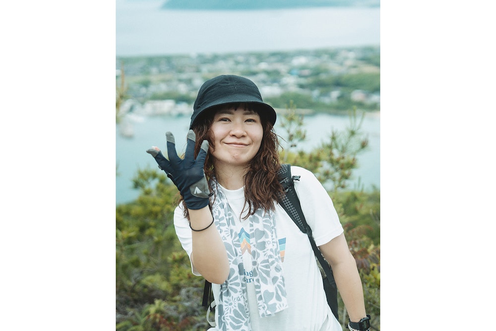 おとべ：「フッ……みなさん、夏の岩場に苦戦していますね。夏だからこそ、このグローブの出番ですよ！」