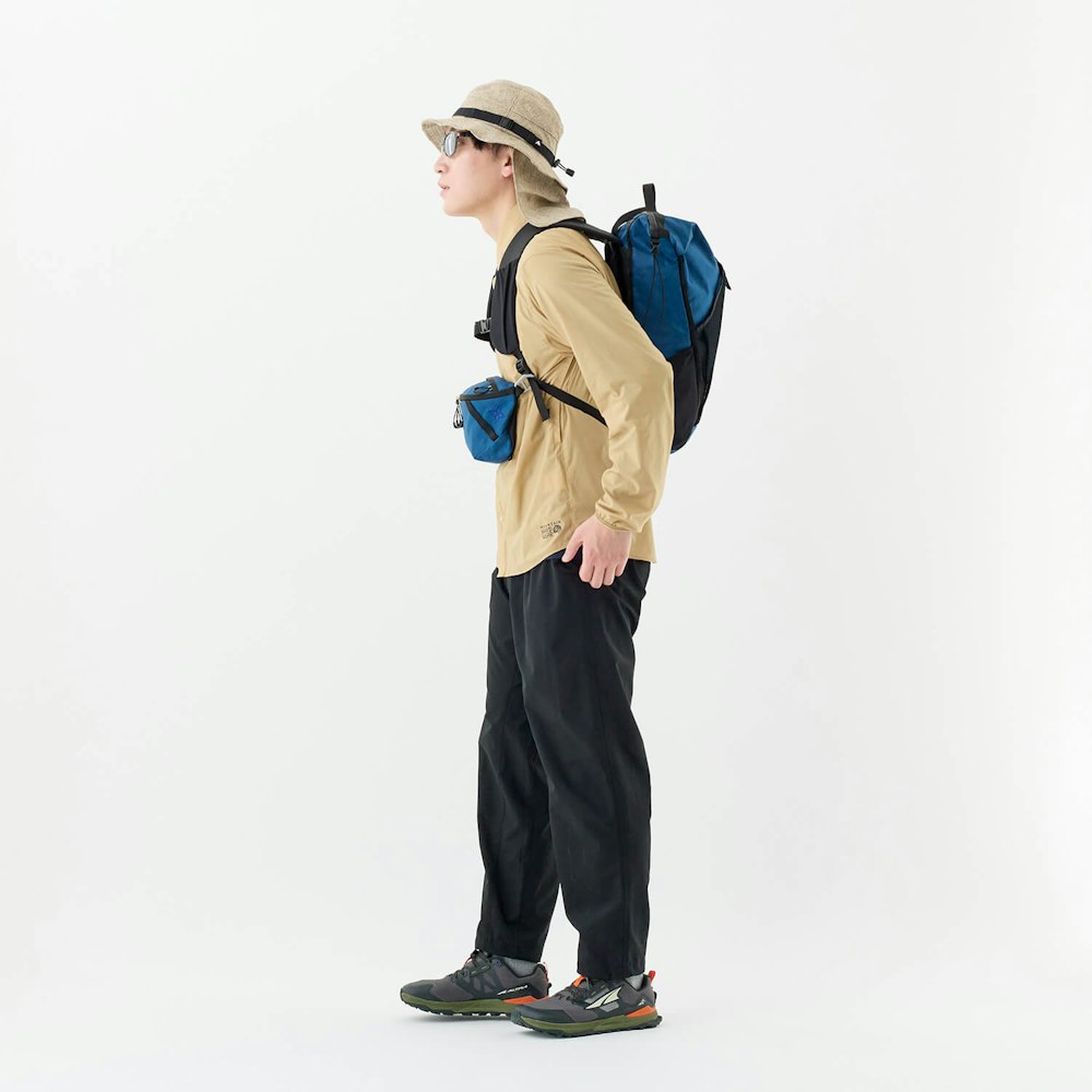 sean1：登山 | 夏を匂わせるライトベージュ×ブルーの爽やかツートーンコーデ