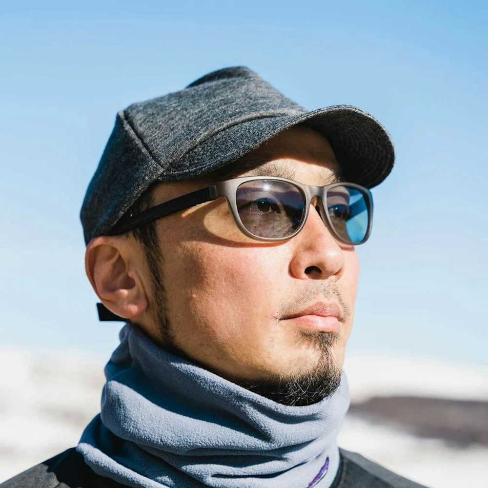 「絶景を遮らない」日本人のためのサングラスにYAMAP別注モデルが新登場