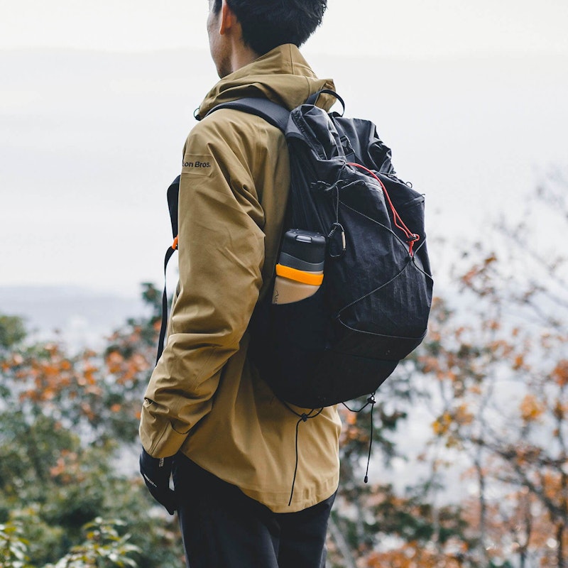 ヤマ 専用 ほっとひと息」を持ち歩く、新しくなった山専用ボトル | YAMAP STORE