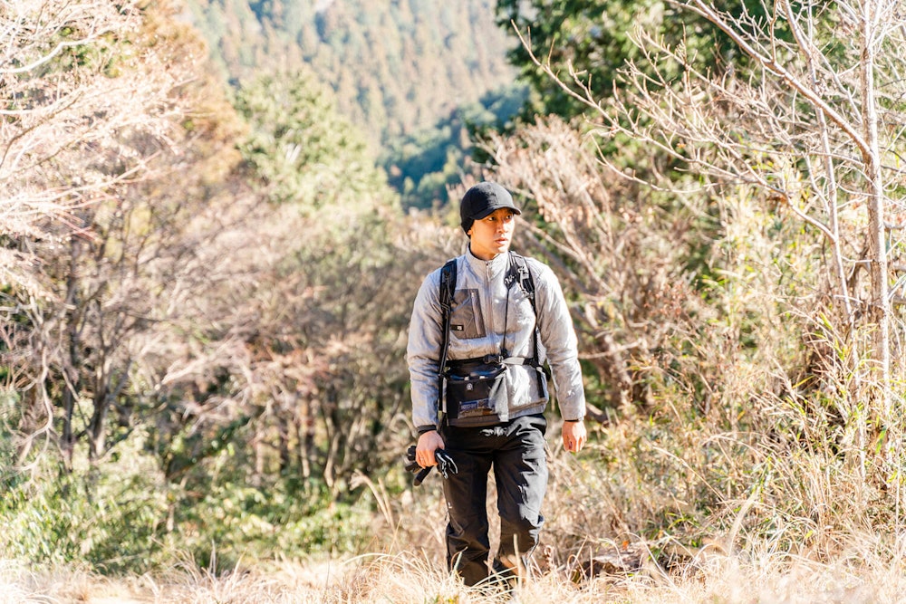 保温と通気のバランスが絶妙! 冬の行動着の定番「ポリゴン2ULジャケット」で低山ハイクへ出かけよう