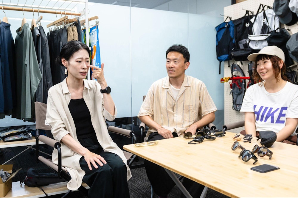 【スタッフ座談会】サングラス迷子だった私たちが、山でたどり着いた一本。