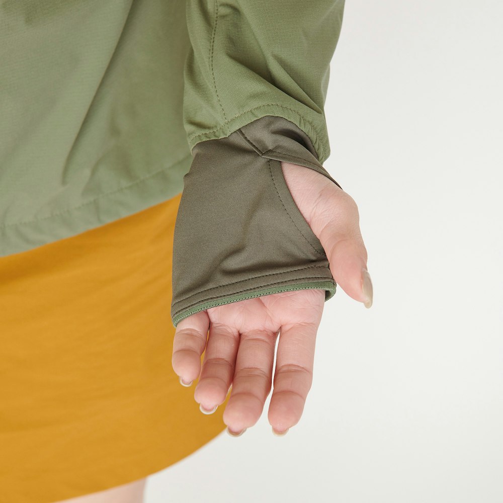 【PICKUP】動いてもオーバーヒートしない|登山中ずっと着たままでいられるティートンブロスの行動保温着