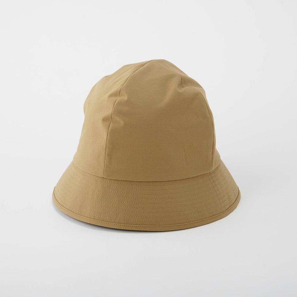 【ハロコモディティー×YAMAP】こだわりの別注ハット＆キャップで秋の日差し対策を