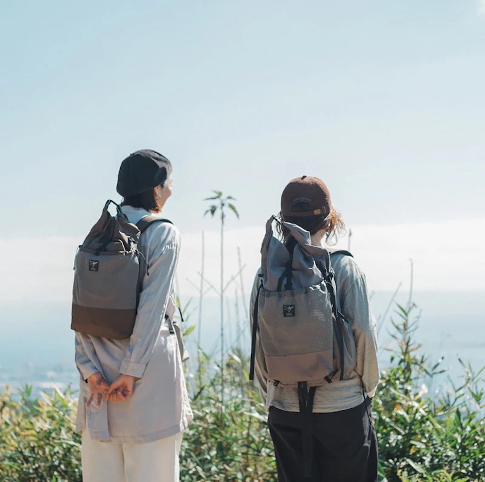 【日帰り登山20L以下】日常から旅、トレイルまでを繋ぐ「シームレス」モデル