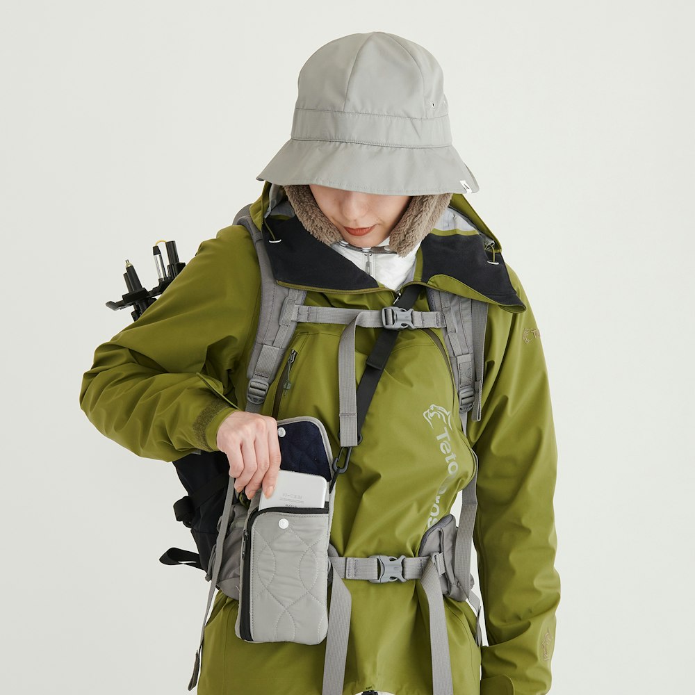 4月の山を楽しむウェア選び | ライトハイク&本格登山のおすすめコーディネート
