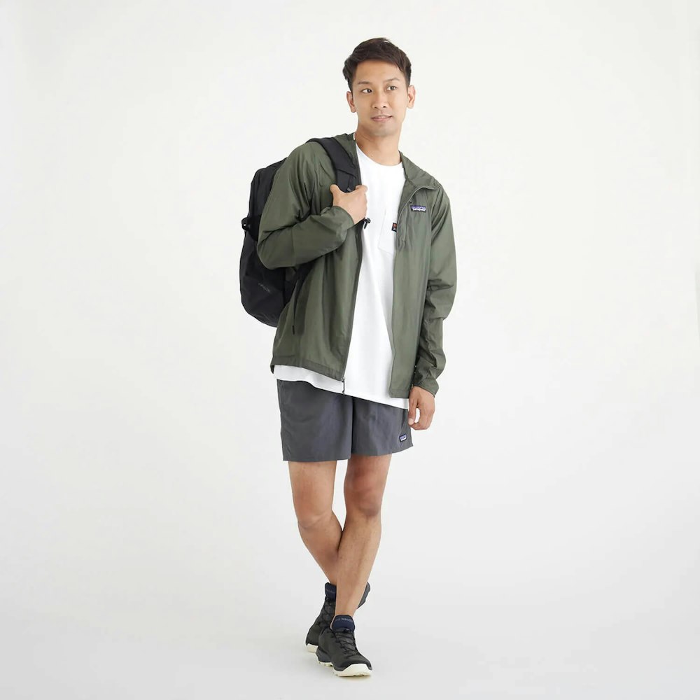 山だけじゃもったいない。街着としても活躍するpatagonia(パタゴニア)の万能ジャケット