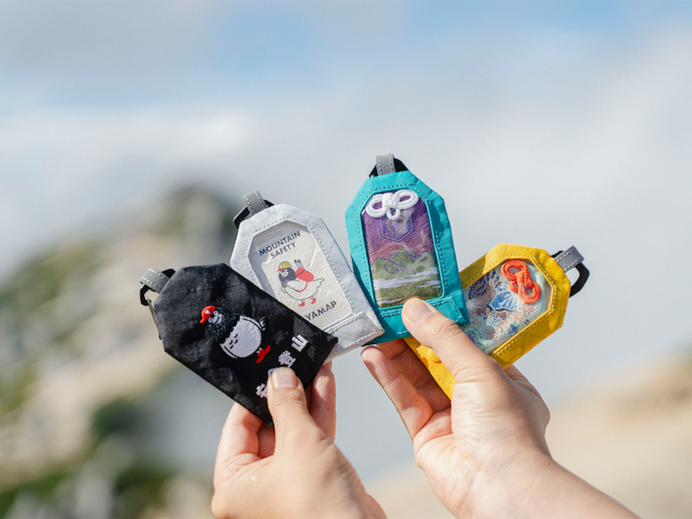 スタッフが語る、登山お守りエピソードと専用ケースのすすめ|注目の「全国登山お守り」も紹介
