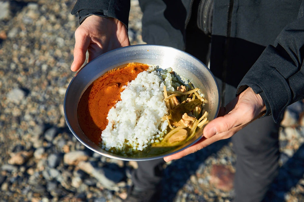 YAMAPオリジナル「山で食べたいカレーセット」｜シーンに合わせた味をセレクト！