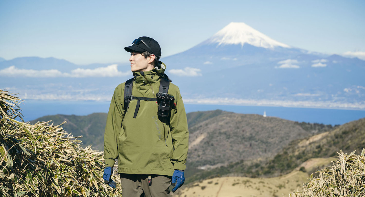 澄み切った青空と絶景を求めて｜冬の低山ハイクで失敗しないためのギア