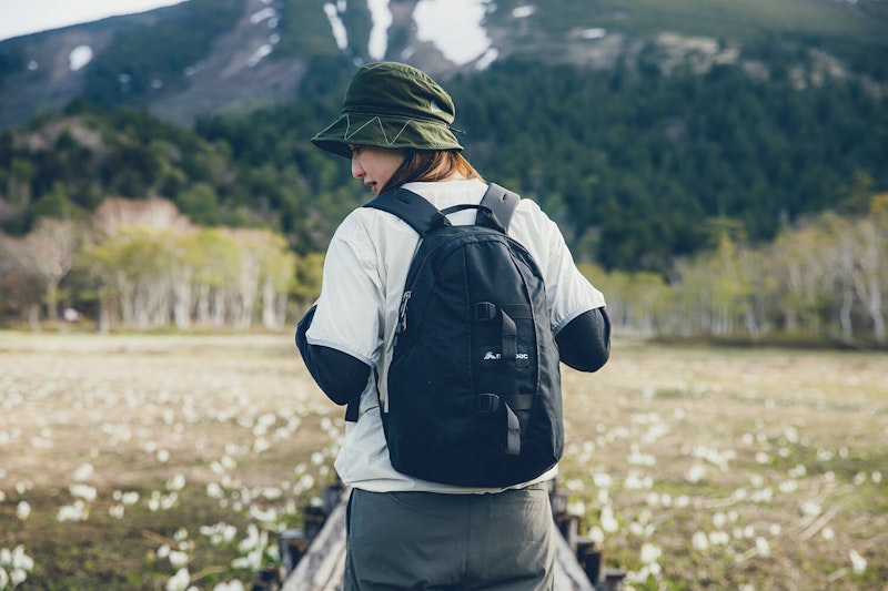 まず揃えたい山道具の基本6アイテム｜登山装備のチェックリスト 