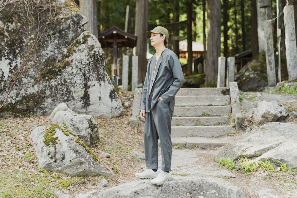 わずか、バナナ１本分の重さ。爽やかに軽量化する山のサブパンツ