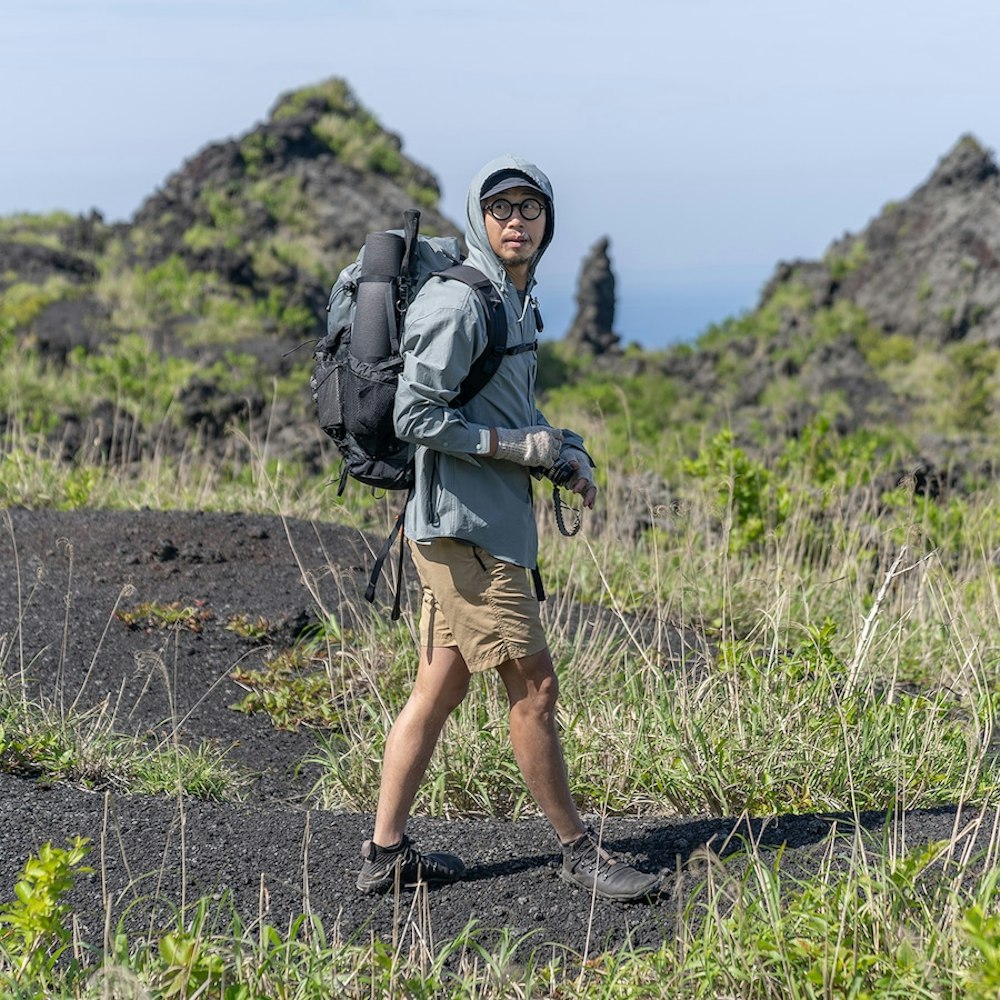 山でも街でも使えて収納の悩みを解決|シンプルなモノづくり「RIDGE MOUNTAIN GEAR」
